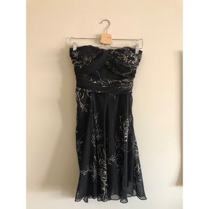 Strapless black and white dress